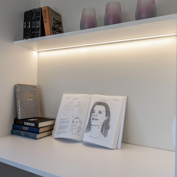 Светодиодная лента 12 В 14,4 Вт/м 60 Led/м 5050 IP20, теплый белый 3300К, 5 м Лента светодиодная 12V 14,4W 60Led 5050 IP20 теплый белый, 5м