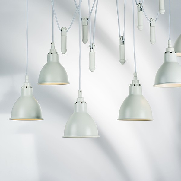 761076 Люстра ACROBATA 7х40W E14 БЕЛЫЙ