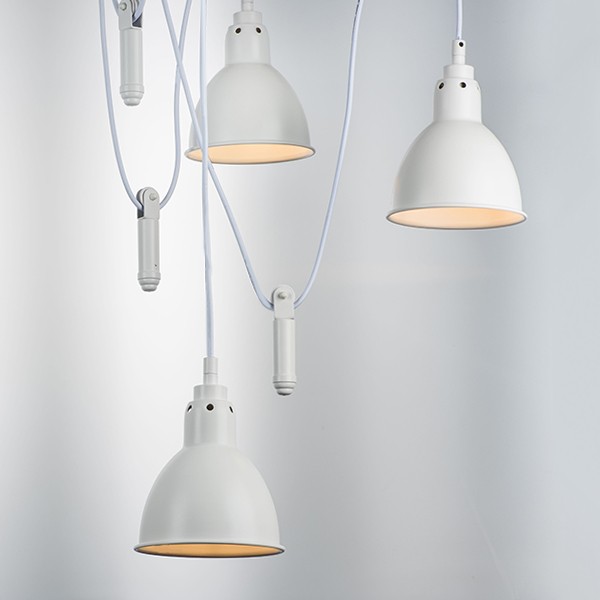 761056 Люстра ACROBATA 5х40W E14 БЕЛЫЙ