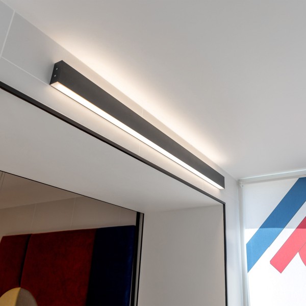 Линейный светодиодный накладной двусторонний светильник 53см 20Вт 4200К черный LSG-02-2-8*53-18-4200-MSh